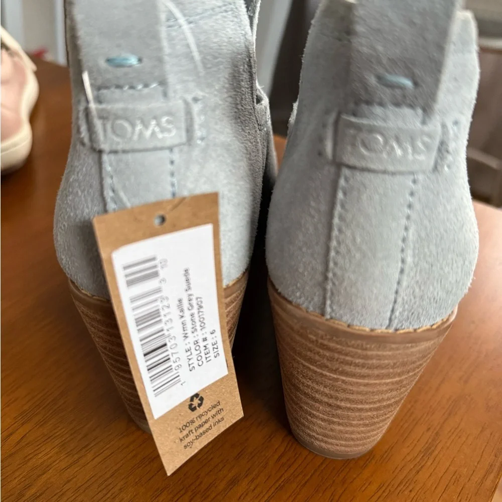 Light Blue Suede Women's Shoes - Picture 3 of 5